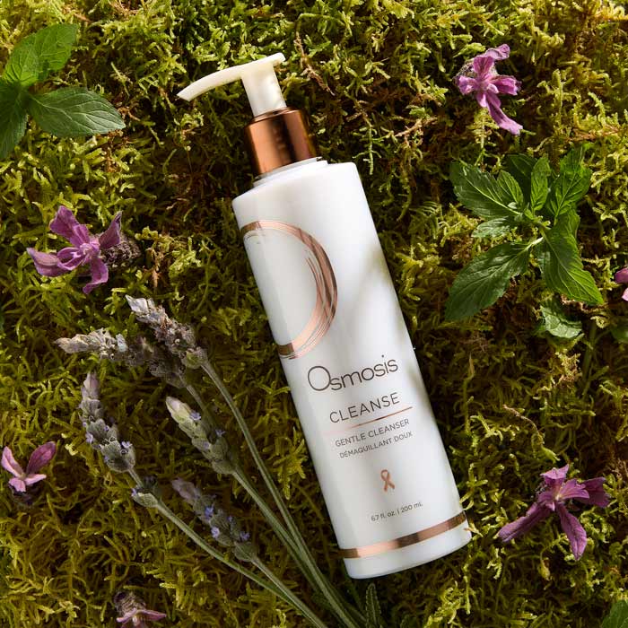 Cleanse 200ml on moss background