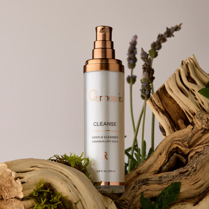 Cleanse 50ml on wood with flowers