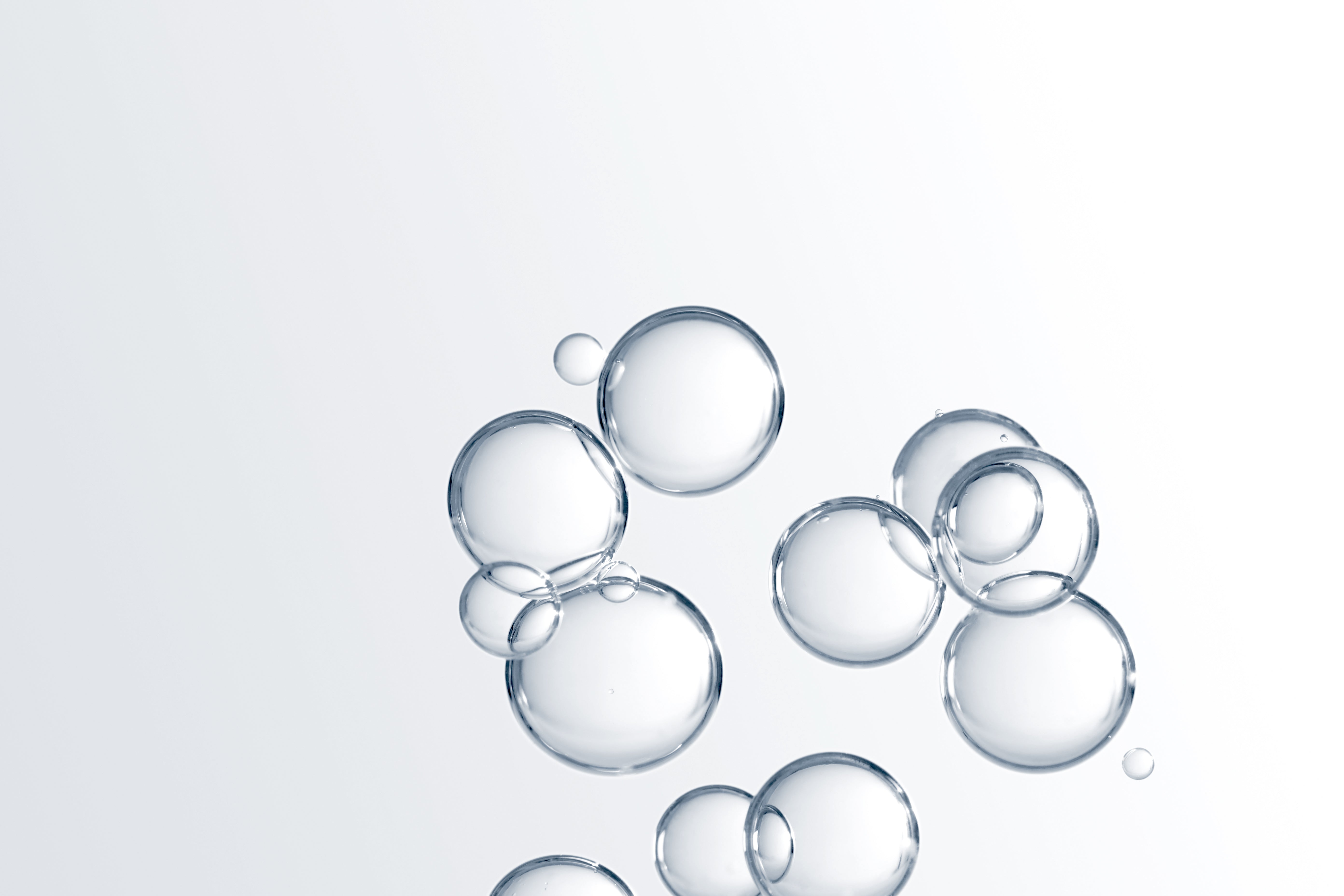 How Does Hyaluronic Acid Work Internally vs Topically?